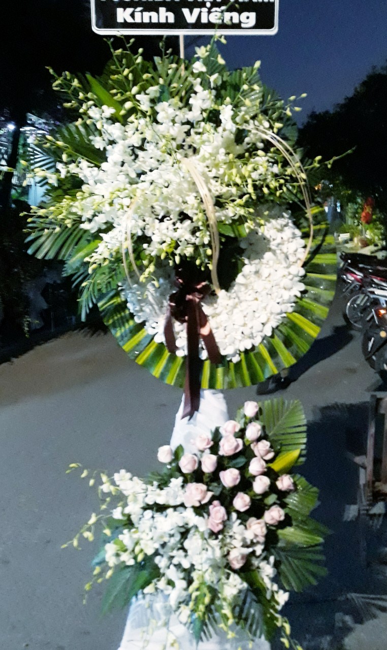 ĐỊA CHỈ BÁN HOA CHIA BUỒN TẠI TP HỒ CHÍ MINH